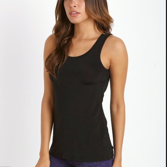 Beyond Yoga Drape Back Tank in Black - Picture 2 of 6